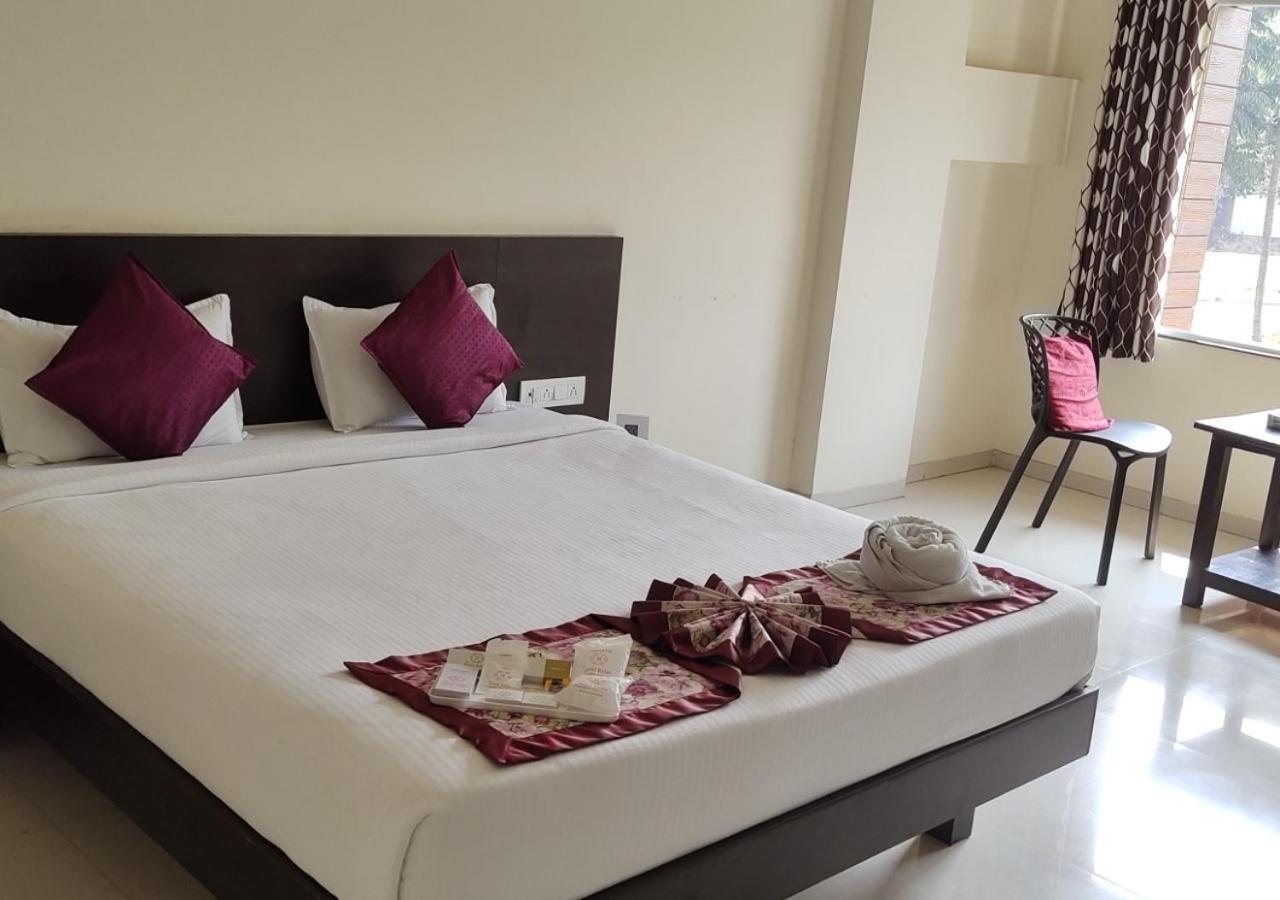 The Hotel Relax Kankavli Kankavali Екстериор снимка