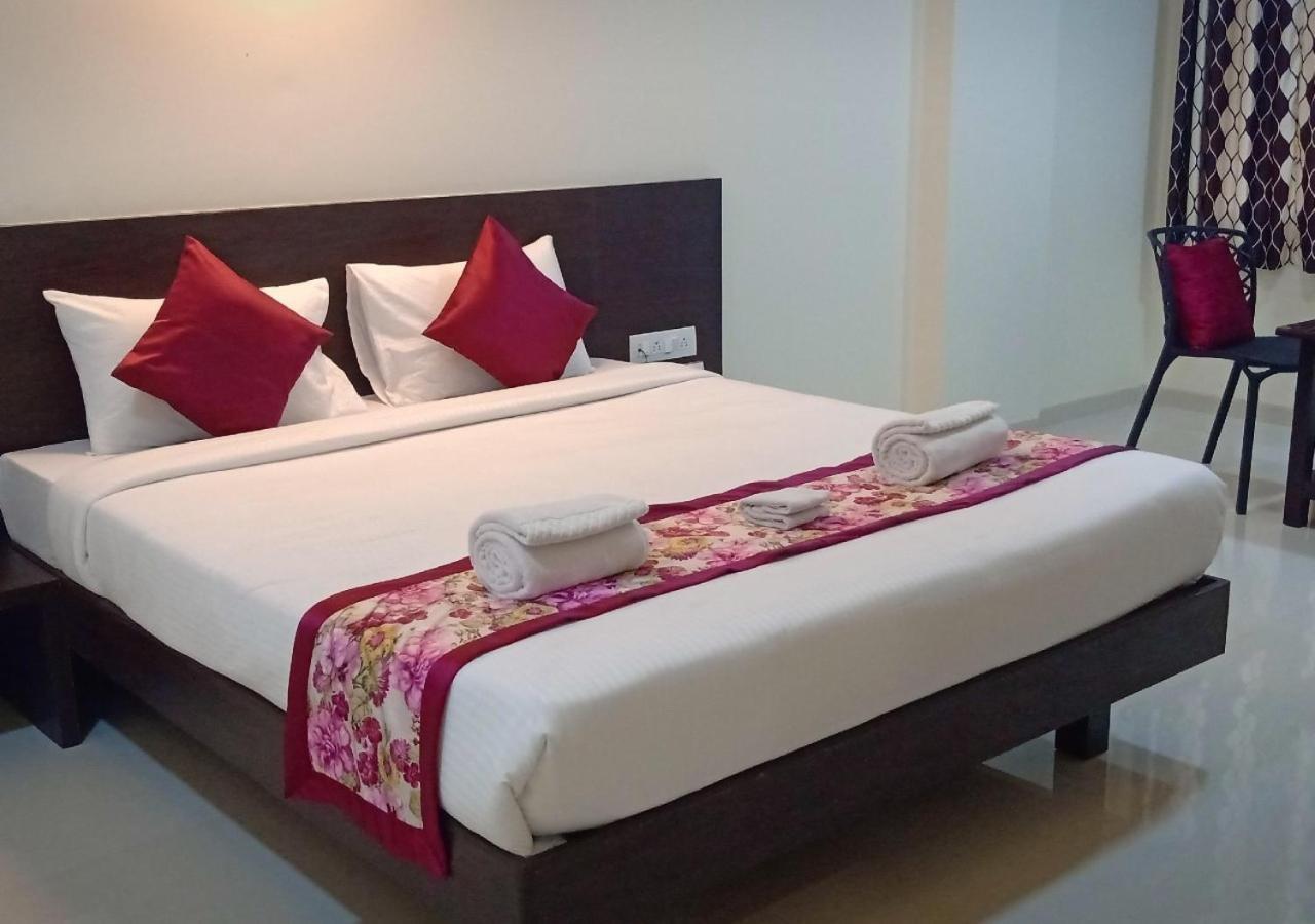 The Hotel Relax Kankavli Kankavali Екстериор снимка