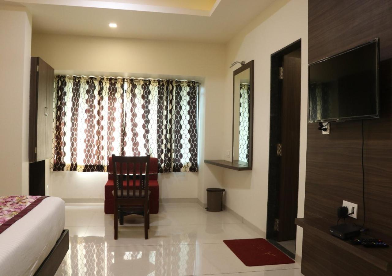 The Hotel Relax Kankavli Kankavali Екстериор снимка