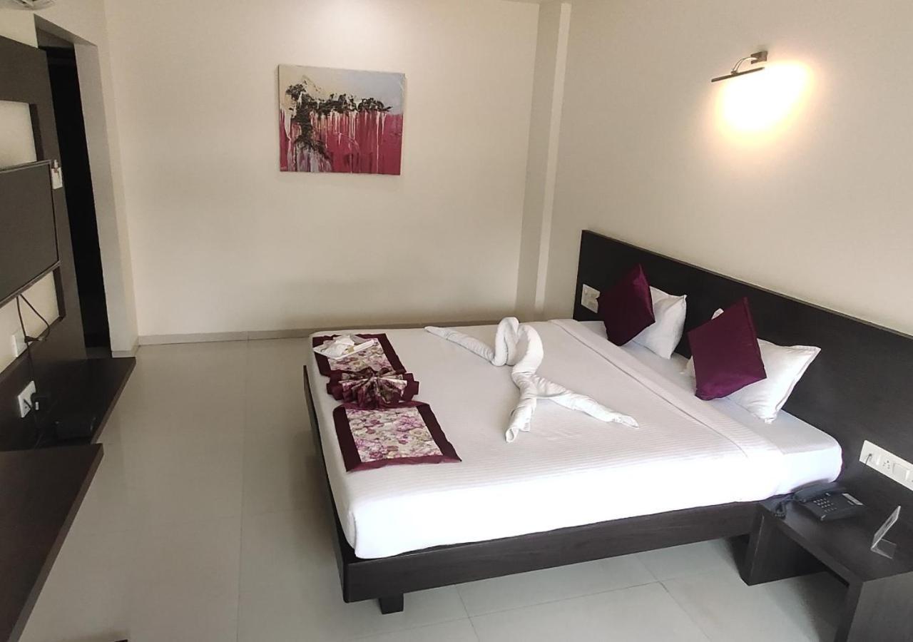 The Hotel Relax Kankavli Kankavali Екстериор снимка